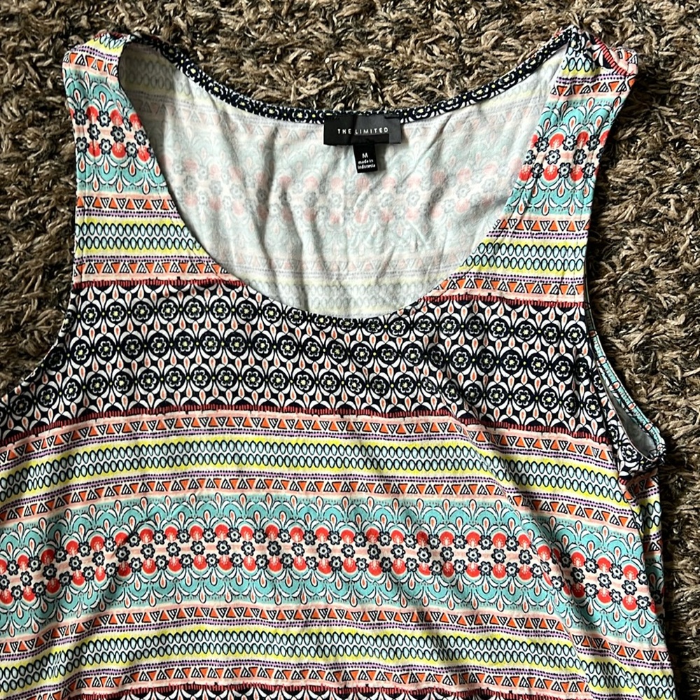 The Limited Tank Size Medium - Like New Condition